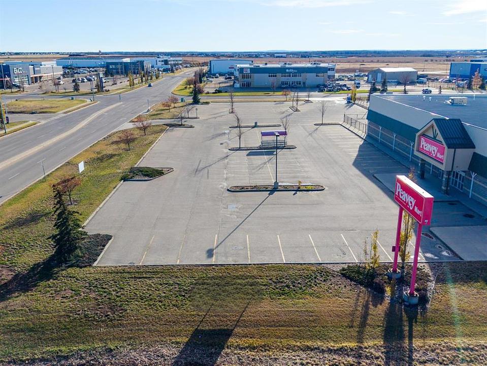 9902 120 Street, Grande Prairie, AB