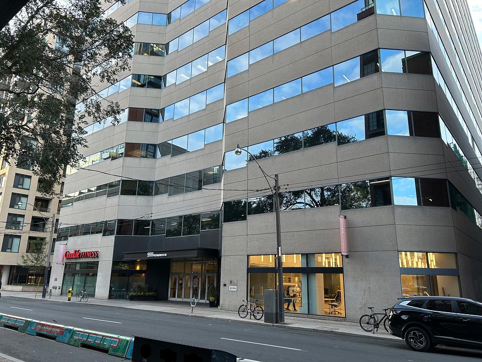 102 - 555 Richmond Street West, Toronto, ON