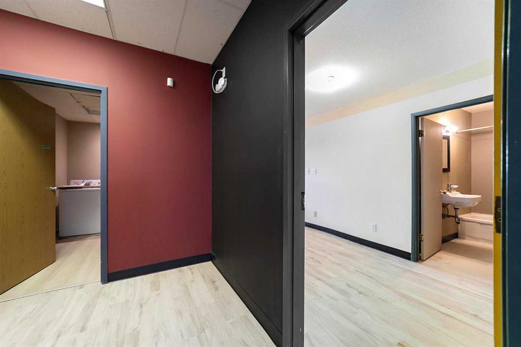Bay C - 4707 51 Avenue, Camrose, AB