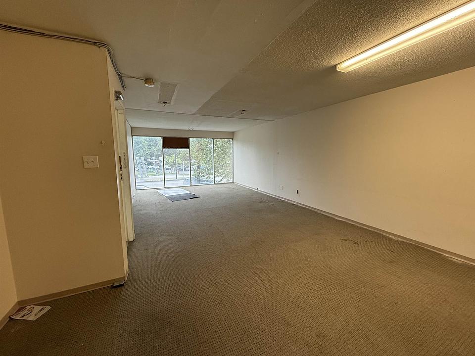 2647 Kingsway, Vancouver, BC