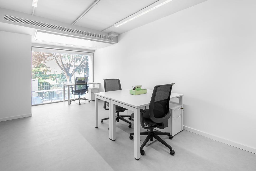 99 Yorkville Avenue, Toronto, ON