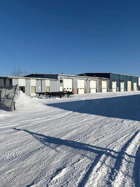 1 and 2 - 3911 37 Avenue, Whitecourt, AB