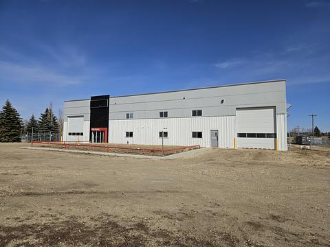 27123 - 9, Hwy 597, Lacombe County, AB