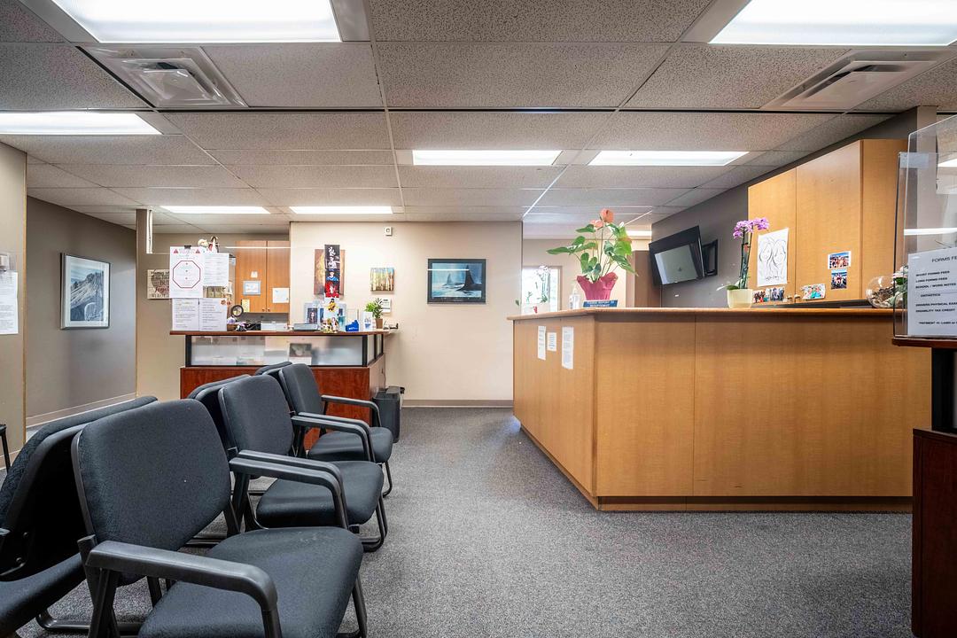 350 - 2755 Lougheed Hwy, Port Coquitlam, BC