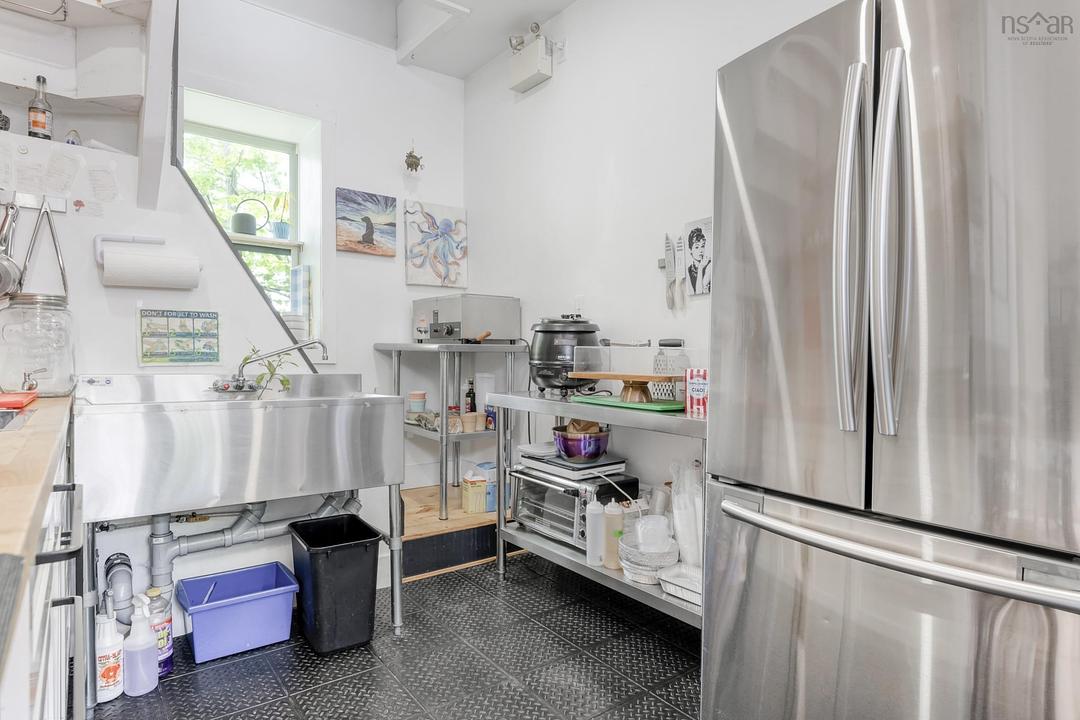 706 King Street, Bridgewater, NS