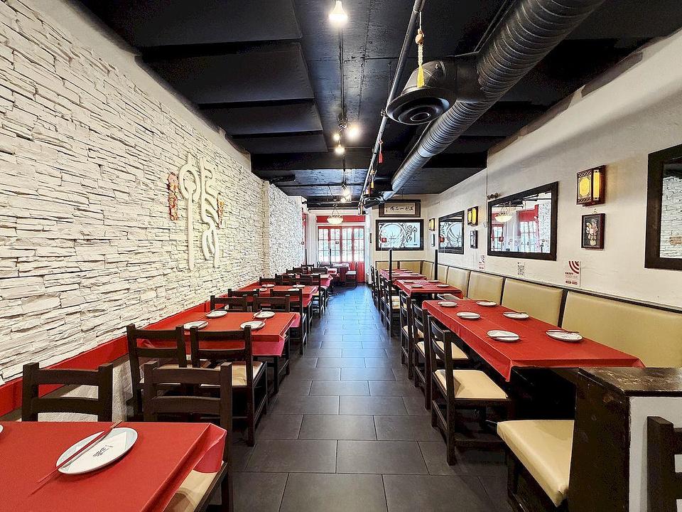 2942 West Broadway, Vancouver, BC