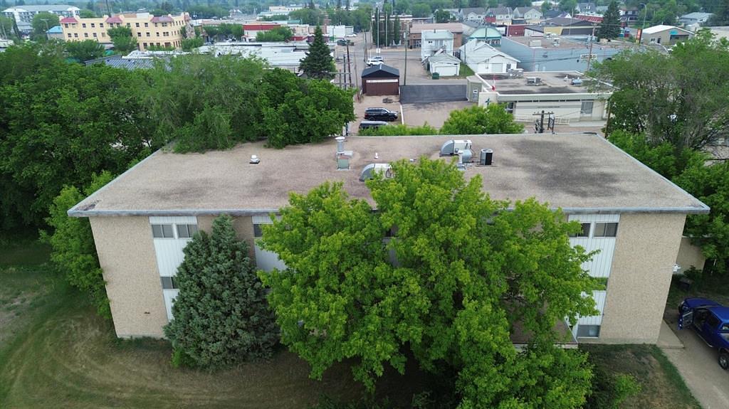 1009 1 Avenue, Wainwright, AB