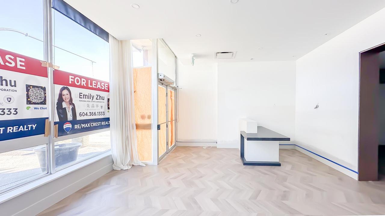 8273 Oak Street, Vancouver, BC
