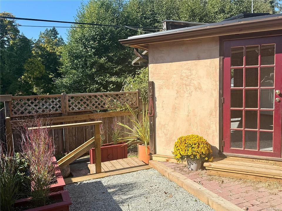 2909 Fulford-Ganges Road, Salt Spring, BC