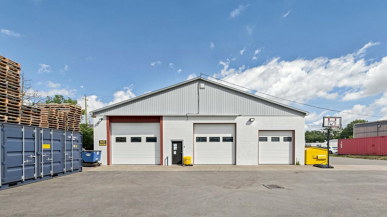 116 Main Street, Woodstock, ON