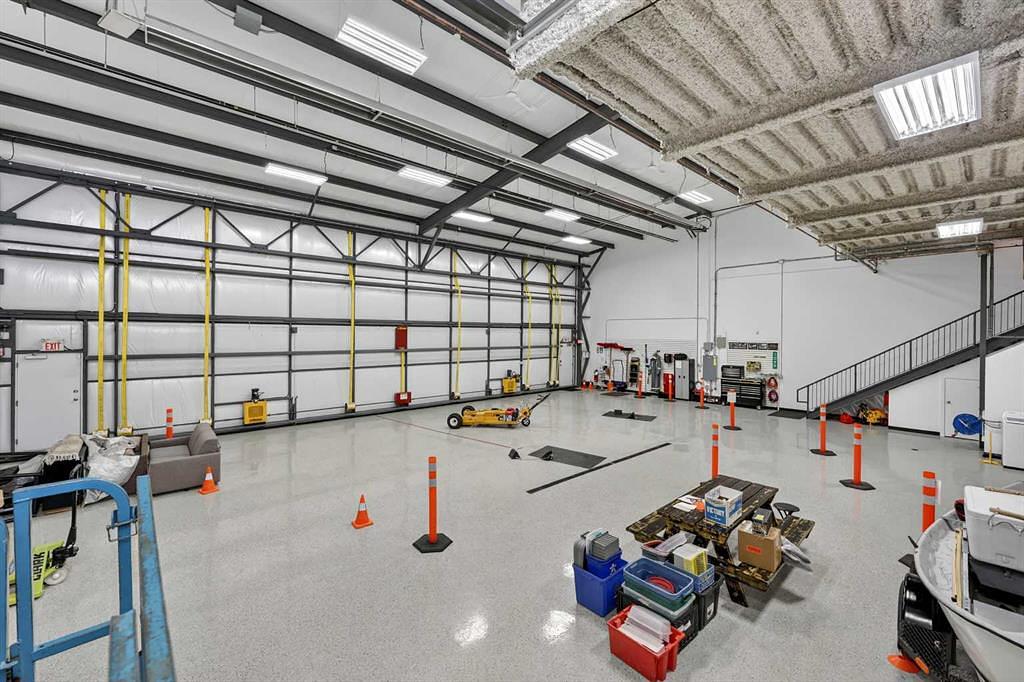 H3 - 624 Hurricane Drive, Calgary, AB