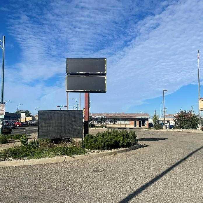 1303 3 Avenue South, Lethbridge, AB