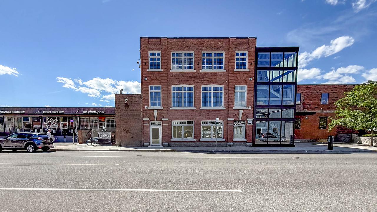 300 - 1264 Ellis Street, Kelowna, BC
