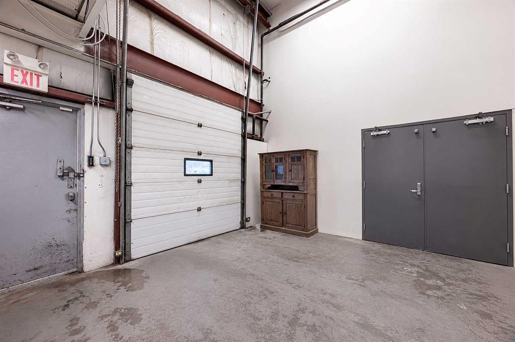 5402 44 Street, Lloydminster, AB