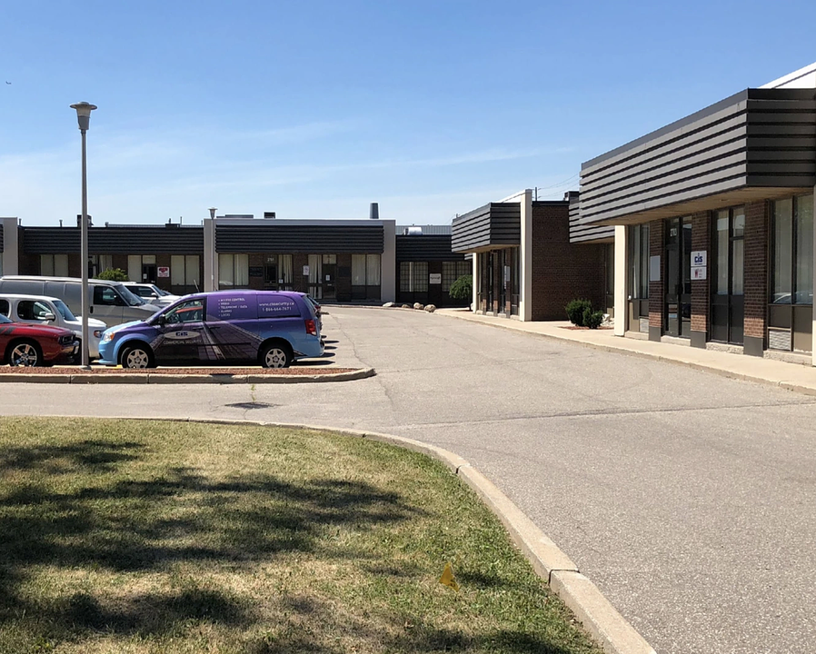 2765 - 8A - 2783 Thamesgate Drive, Mississauga, ON