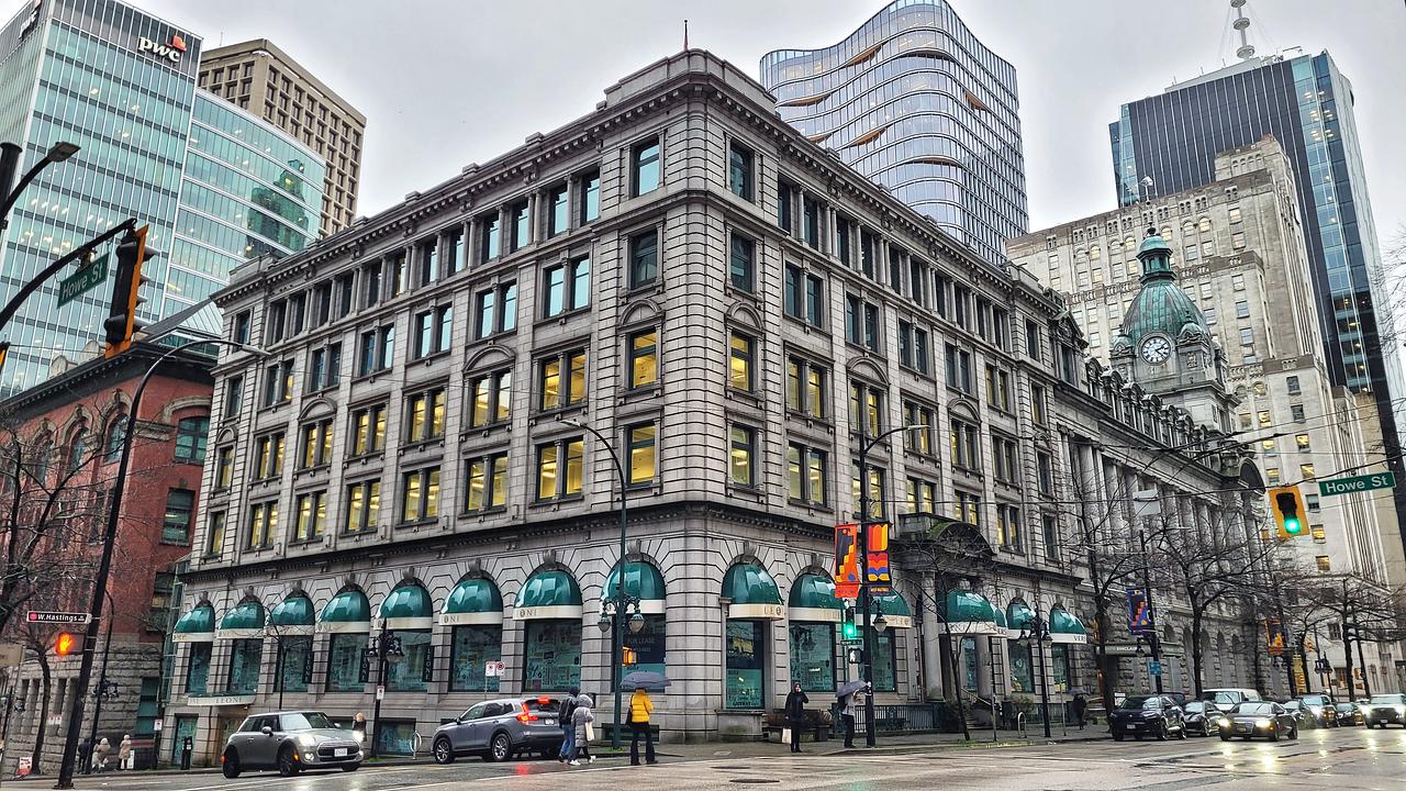 R112 - 757 West Hastings Street, Vancouver, BC