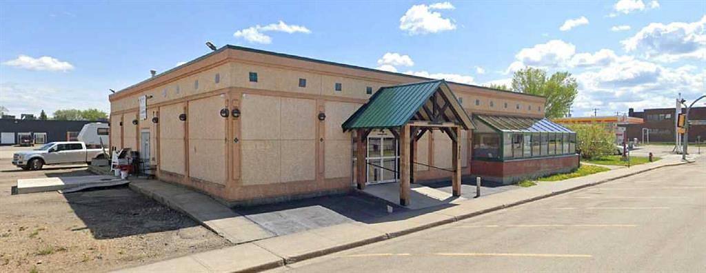 4944 - 53 Avenue, High Prairie, AB