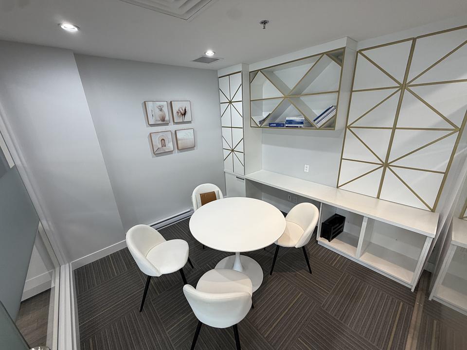 8188 Granville Street, Vancouver, BC