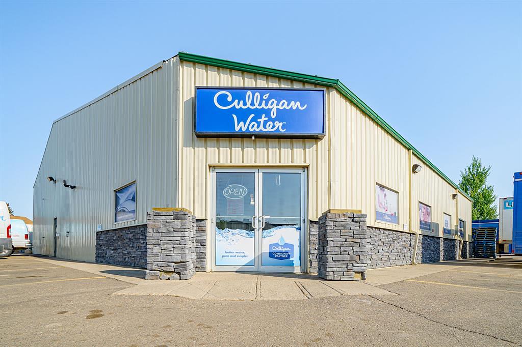 2711 50 Avenue, Lloydminster, SK