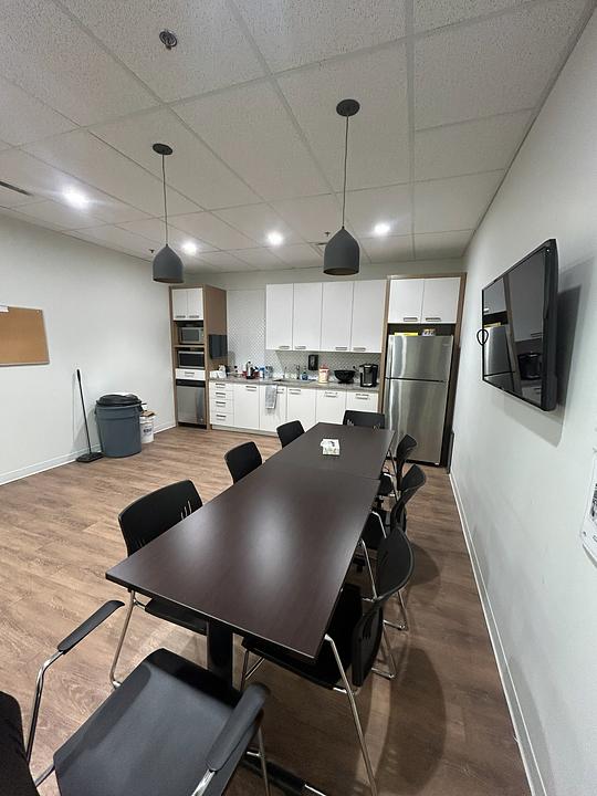334 11 Avenue Southeast, Calgary, AB