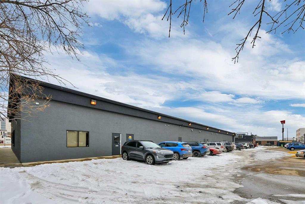 110 - 4828 53 Street, Red Deer, AB