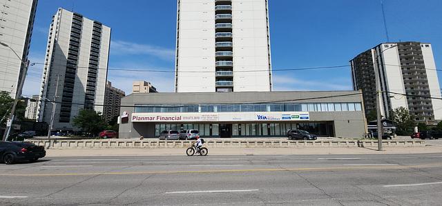 400 York Street, London, ON