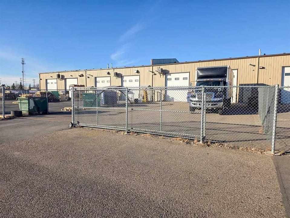 3 - 4002 9 Avenue North, Lethbridge, AB
