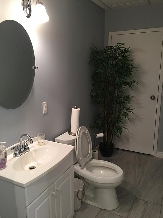 206 - 323 Kerr St, Oakville, ON