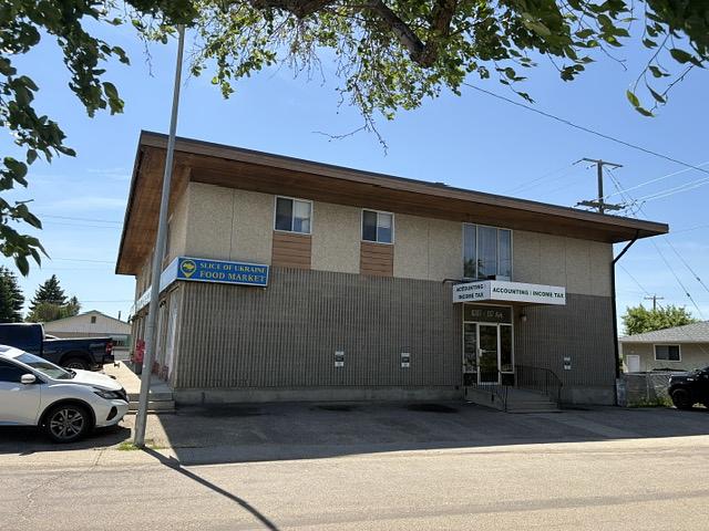 8207 137 Avenue NorthWest, Edmonton, AB