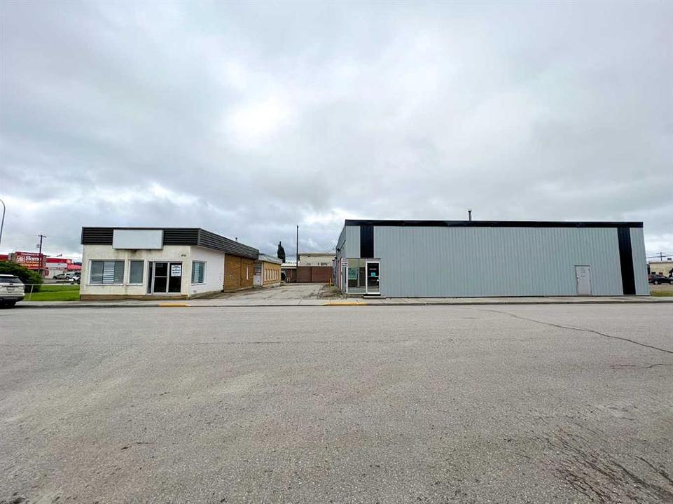 4915 3 Avenue, Edson, AB