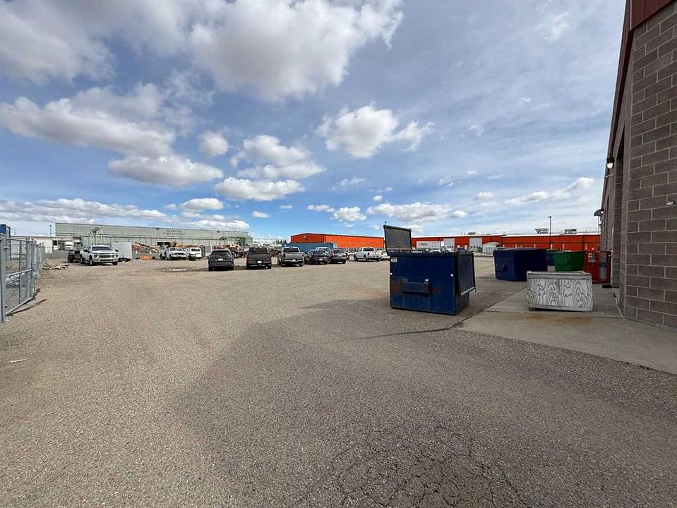 2843 2 Avenue North, Lethbridge, AB