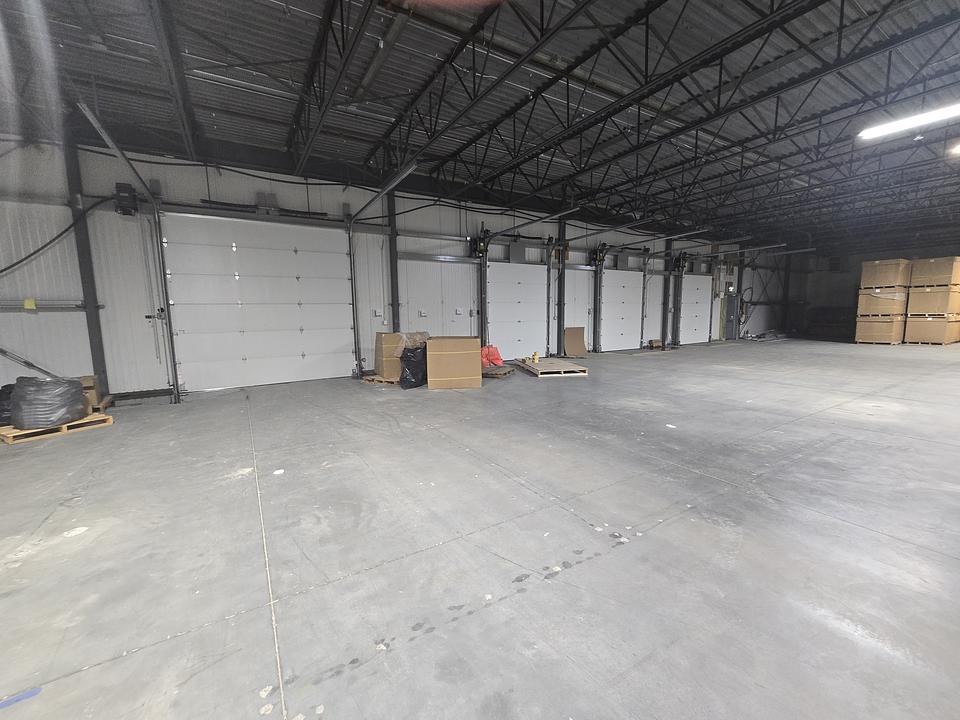 902 9 Avenue, Nisku, AB