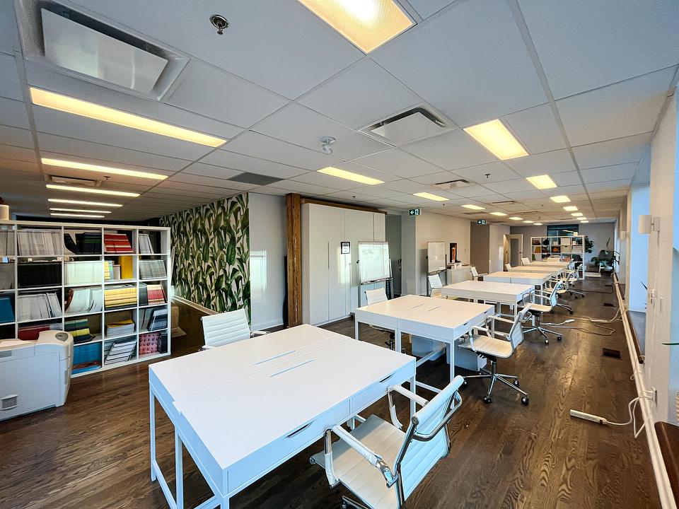 14 Duncan St, Toronto, ON