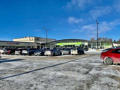 701 Regent Avenue West, Winnipeg, MB