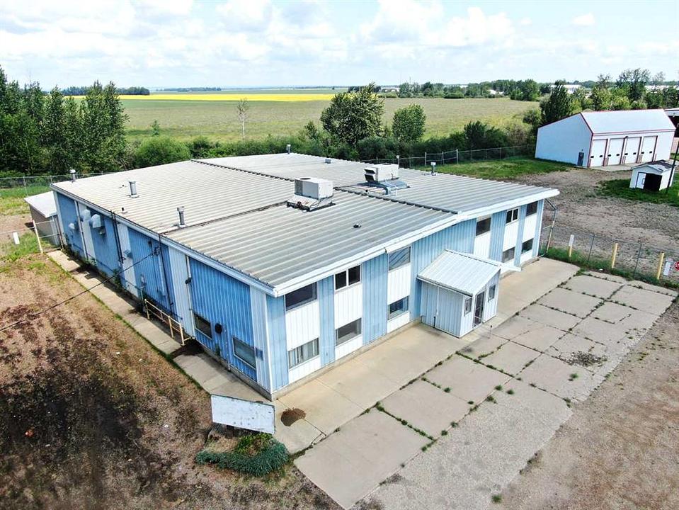 4120 - 53 Avenue, High Prairie, AB