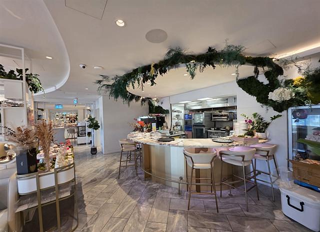 110 & 115 - 8400 West Road, Richmond, BC