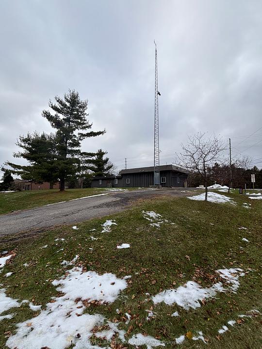 7010 Parkway Road, Ottawa, ON