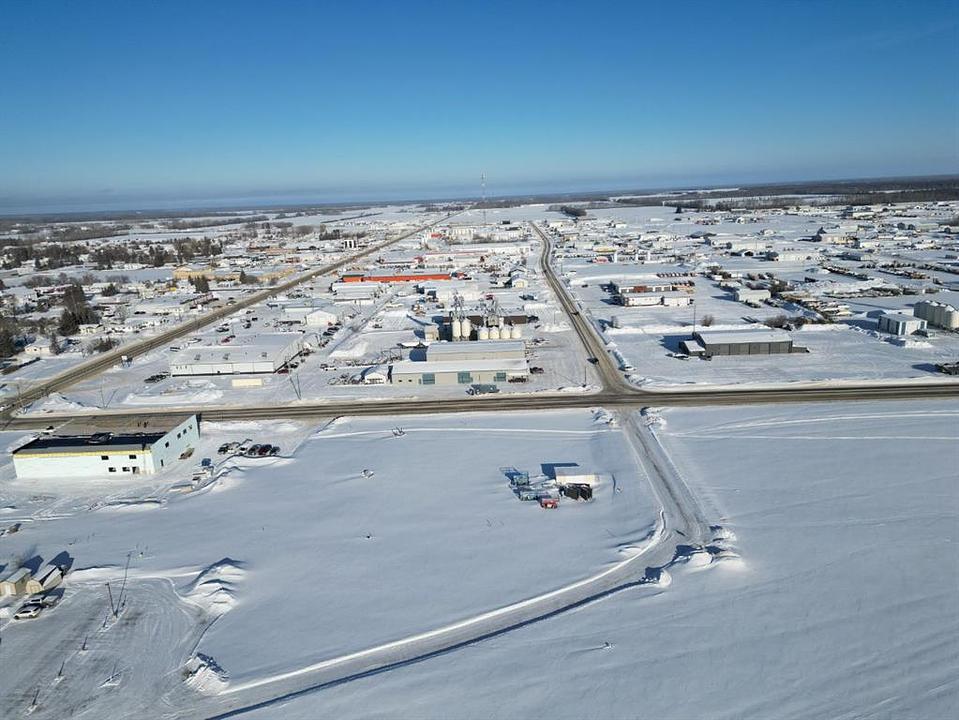 9901 94 Avenue, La Crête, AB