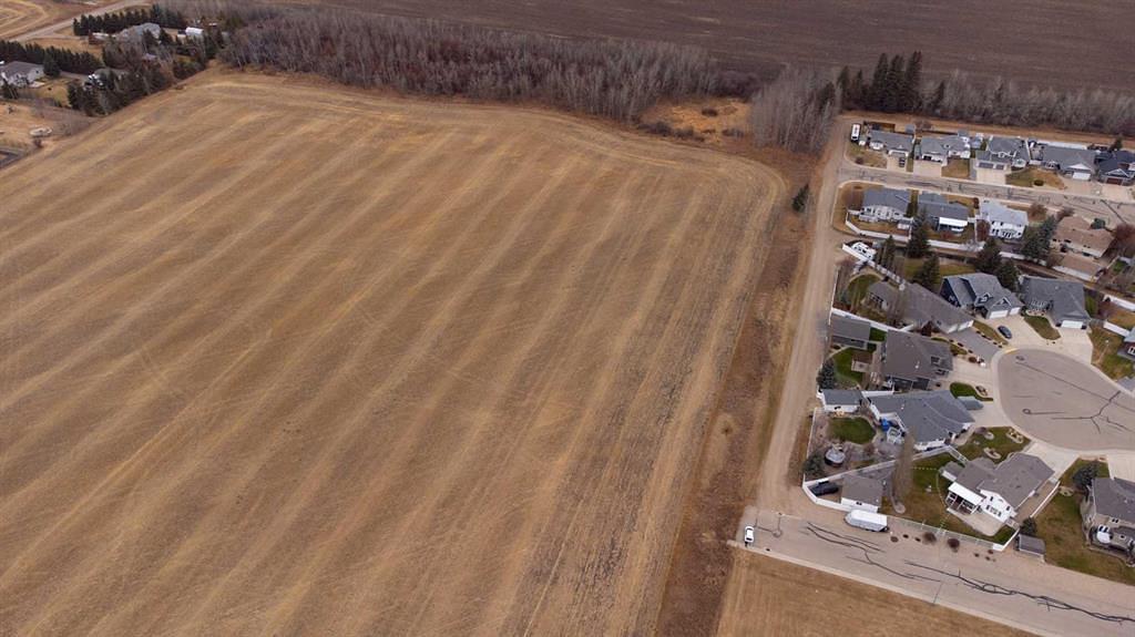 6302 48 Avenue, Ponoka, AB