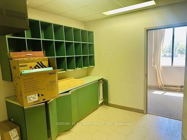 101 - 34 Simcoe Street, Barrie, ON