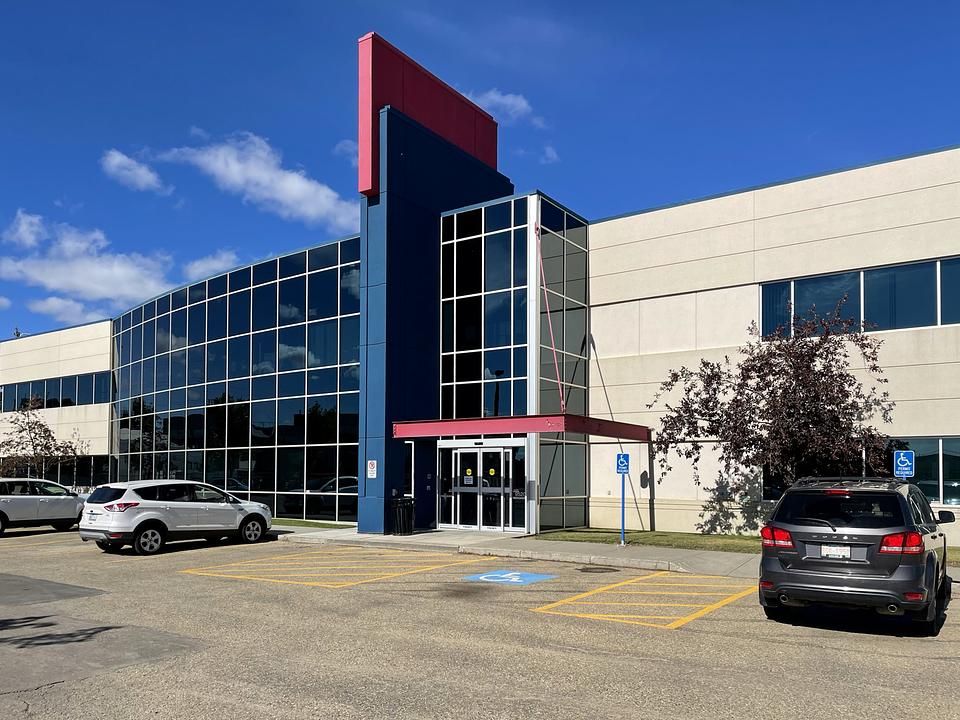 9520 42 Avenue Northwest, Edmonton, AB