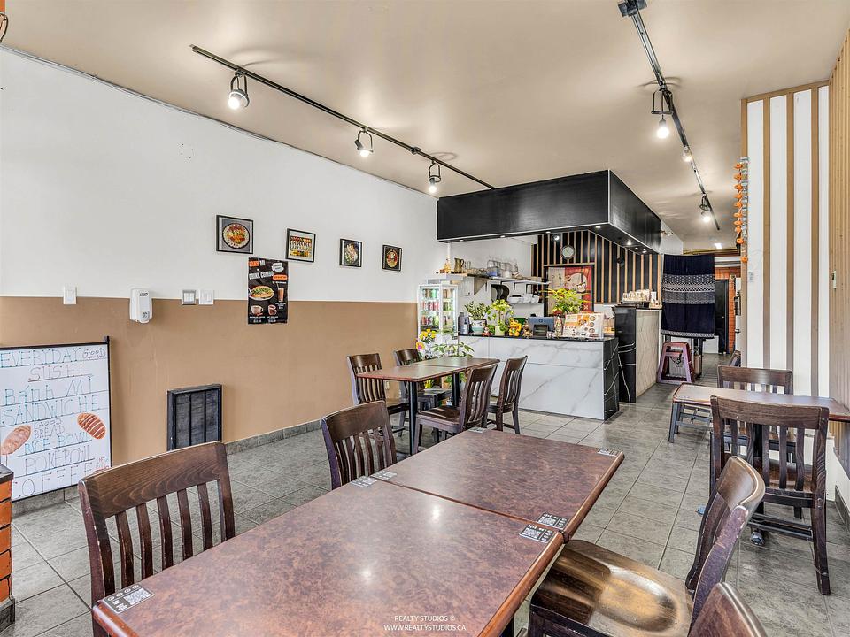 4572 West 10th Avenue, Vancouver, BC