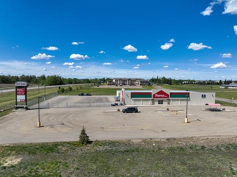 3813 51 Avenue, High Prairie, AB