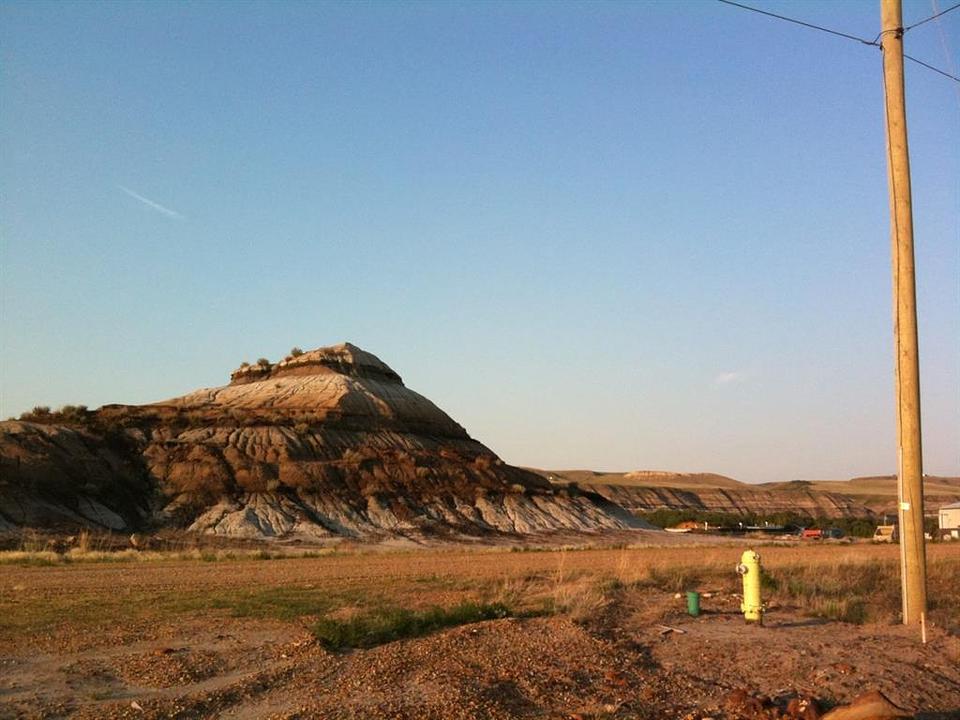 370 1 Street North, Drumheller, AB