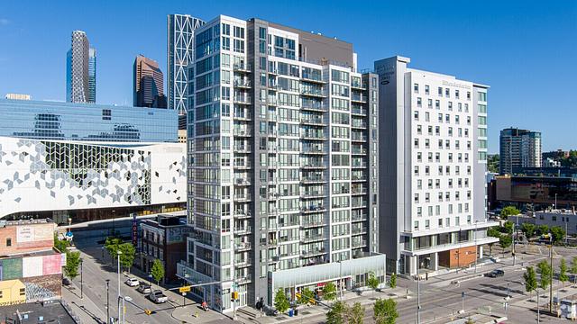 448 8 Avenue Southeast, Calgary, AB