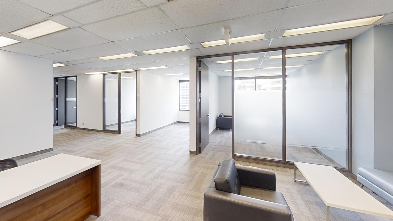 1502 - 180 Dundas Street West, Toronto, ON