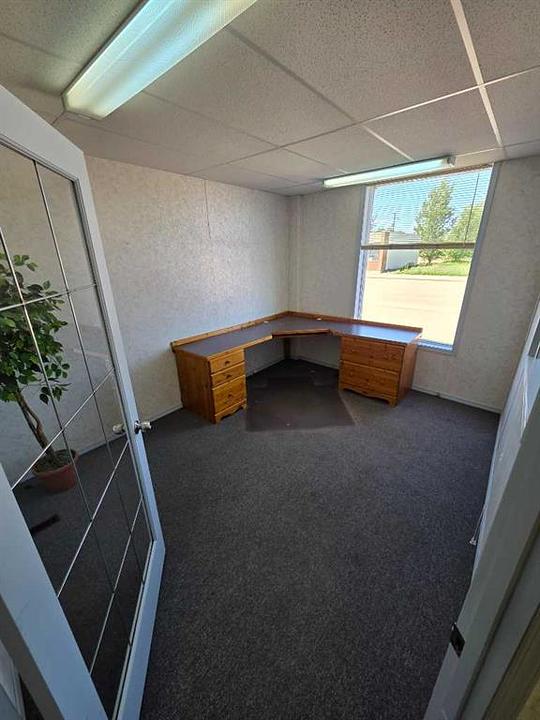 509 2 Avenue North, Vauxhall, AB
