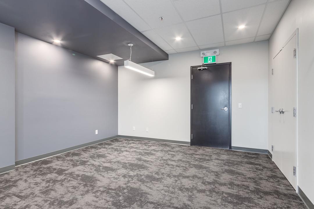 103 - 106 Southbank Road, Okotoks, AB