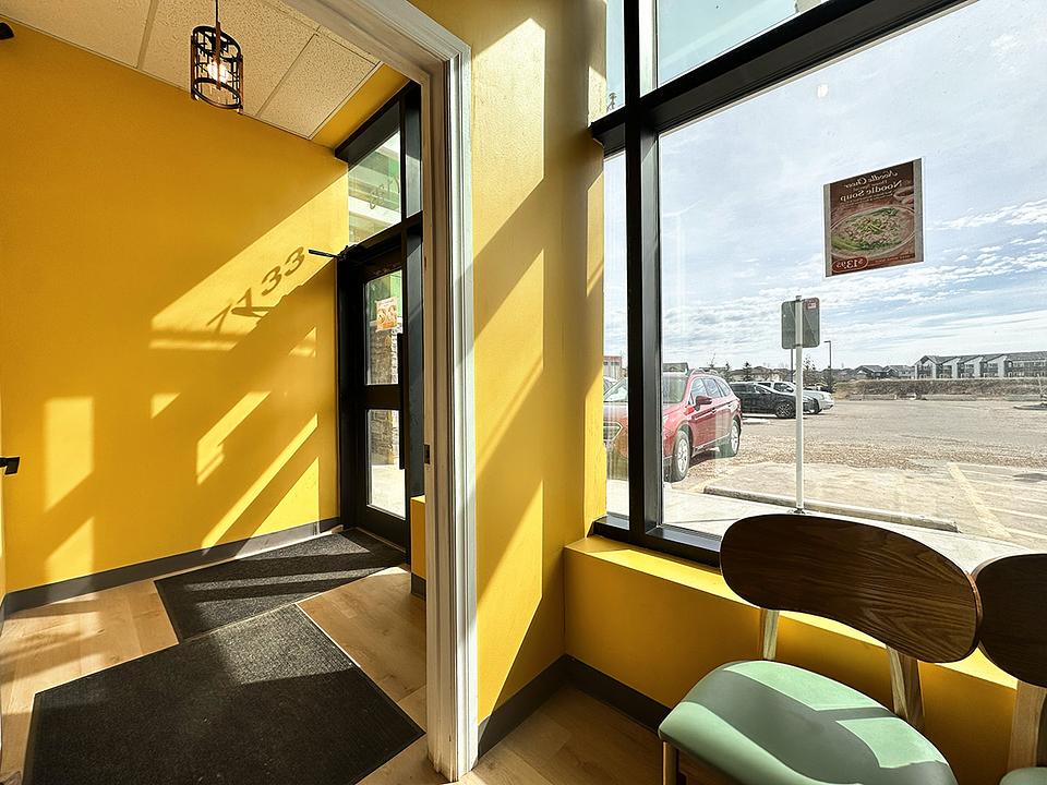 7133 Winterburn Road Northwest, Edmonton, AB