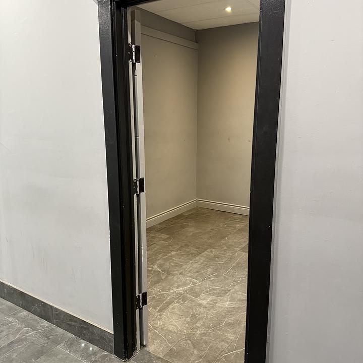 393 Cooper Street, Ottawa, ON